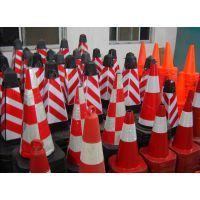 西安防撞桶與道路施工安全設施——信通交通安全設施公司產(chǎn)品介紹